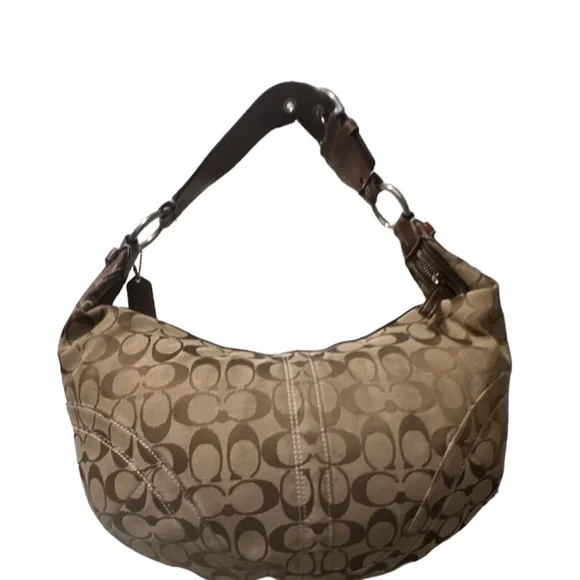 Coach bagCoach beige /brownAuthentique signature canvas leather Hobo